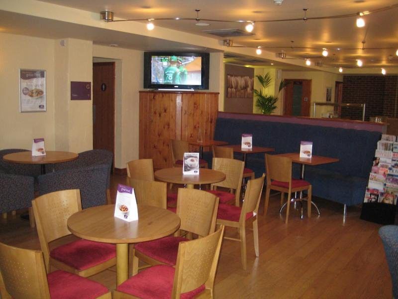 Premier Inn London Elstree / Borehamwood Hotel Exterior foto
